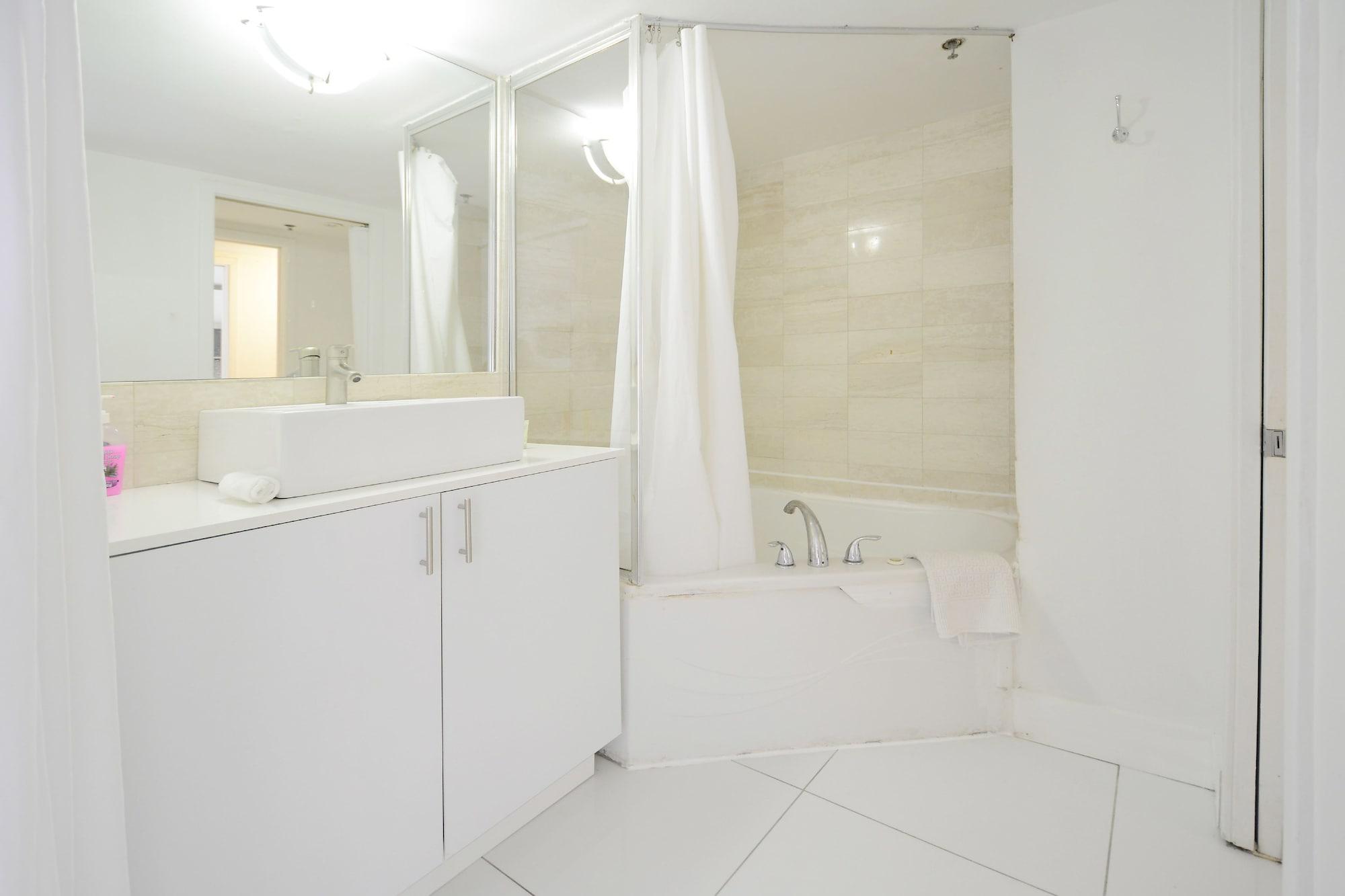 First Street Apartments Маями Бийч Екстериор снимка