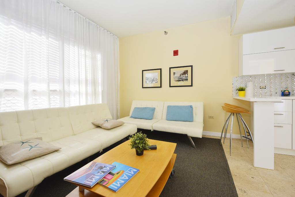 First Street Apartments Маями Бийч Екстериор снимка